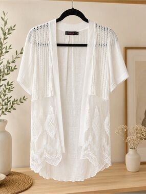 Evidence White Boho Lace Layered Tunic Top – Sheer Embroidered Hem